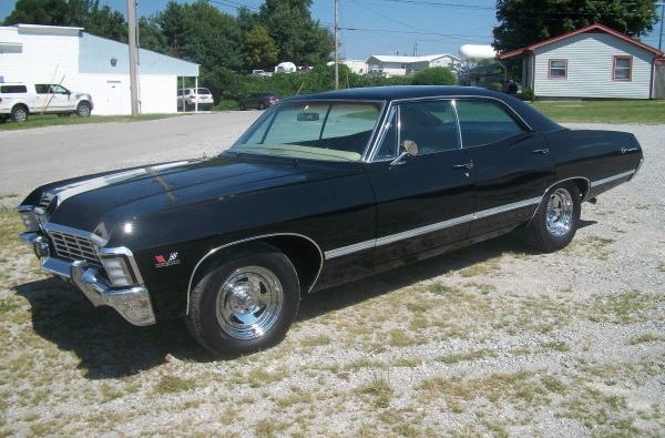 1967 Chevrolet Impala 4dr Hardtop Supernatural